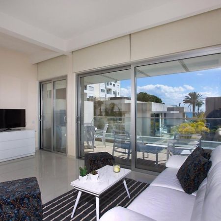 Opera Exclusive Apts By Trulycyprus Limassol Exterior photo
